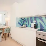 Liiiving In - Urban Art Apartment *