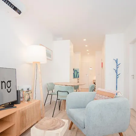 Liiiving In - Urban Art Apartman