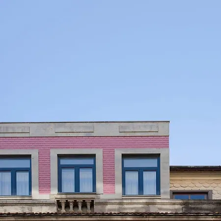 Liiiving In - Urban Art