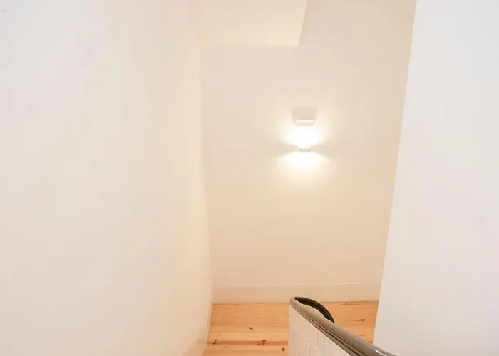 Liiiving In - Urban Art * Porto