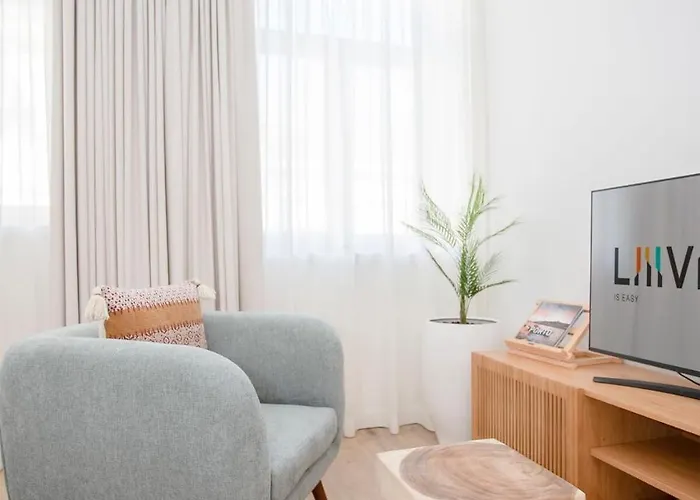 Liiiving In - Urban Art Apartment *